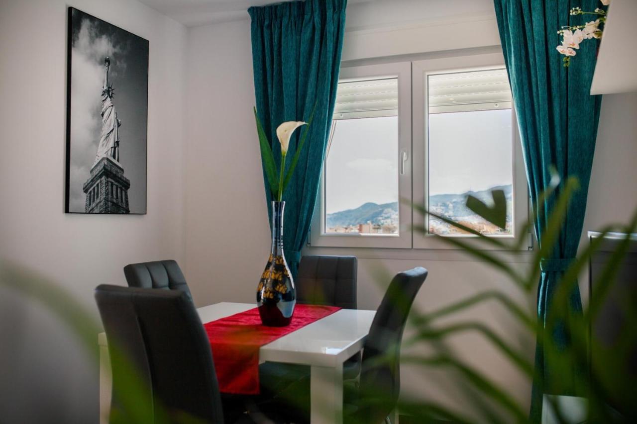 Tuttifruttiaapt Nerja Exterior foto